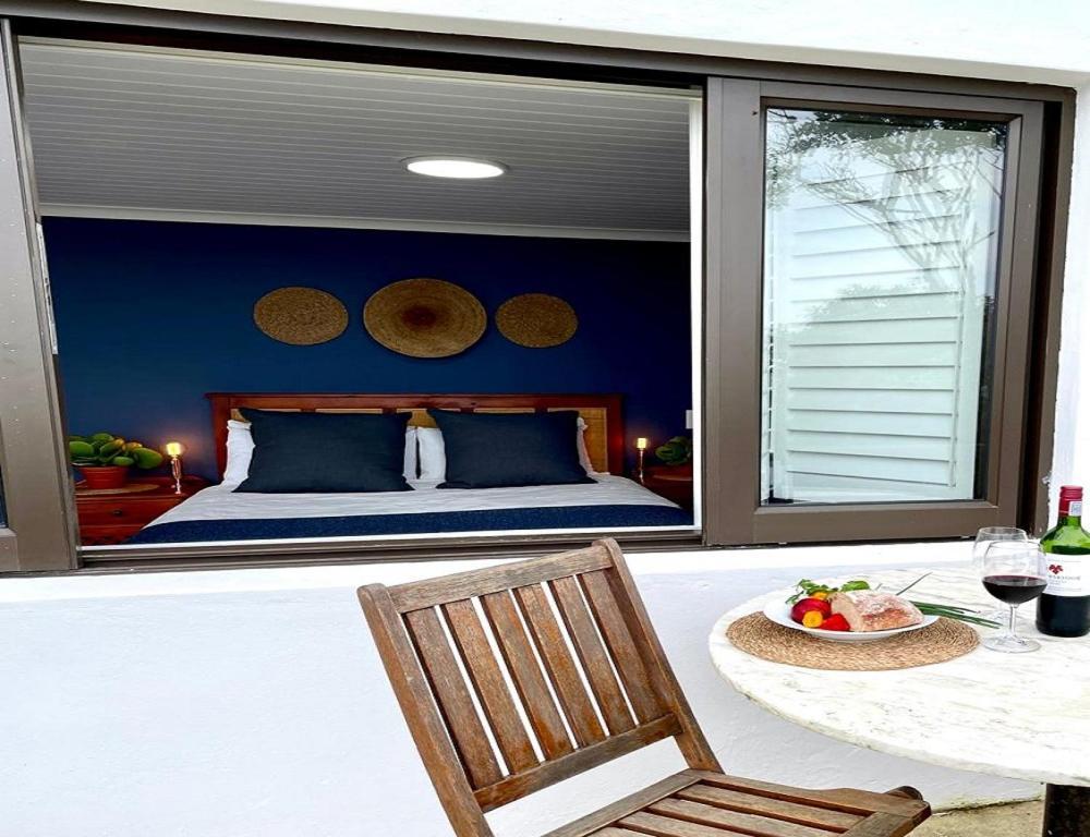 Oyster Bay Ten On Tornyn Exterior photo